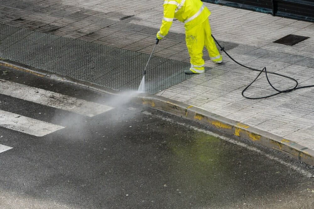 Asphalt Pressure Washing Miami